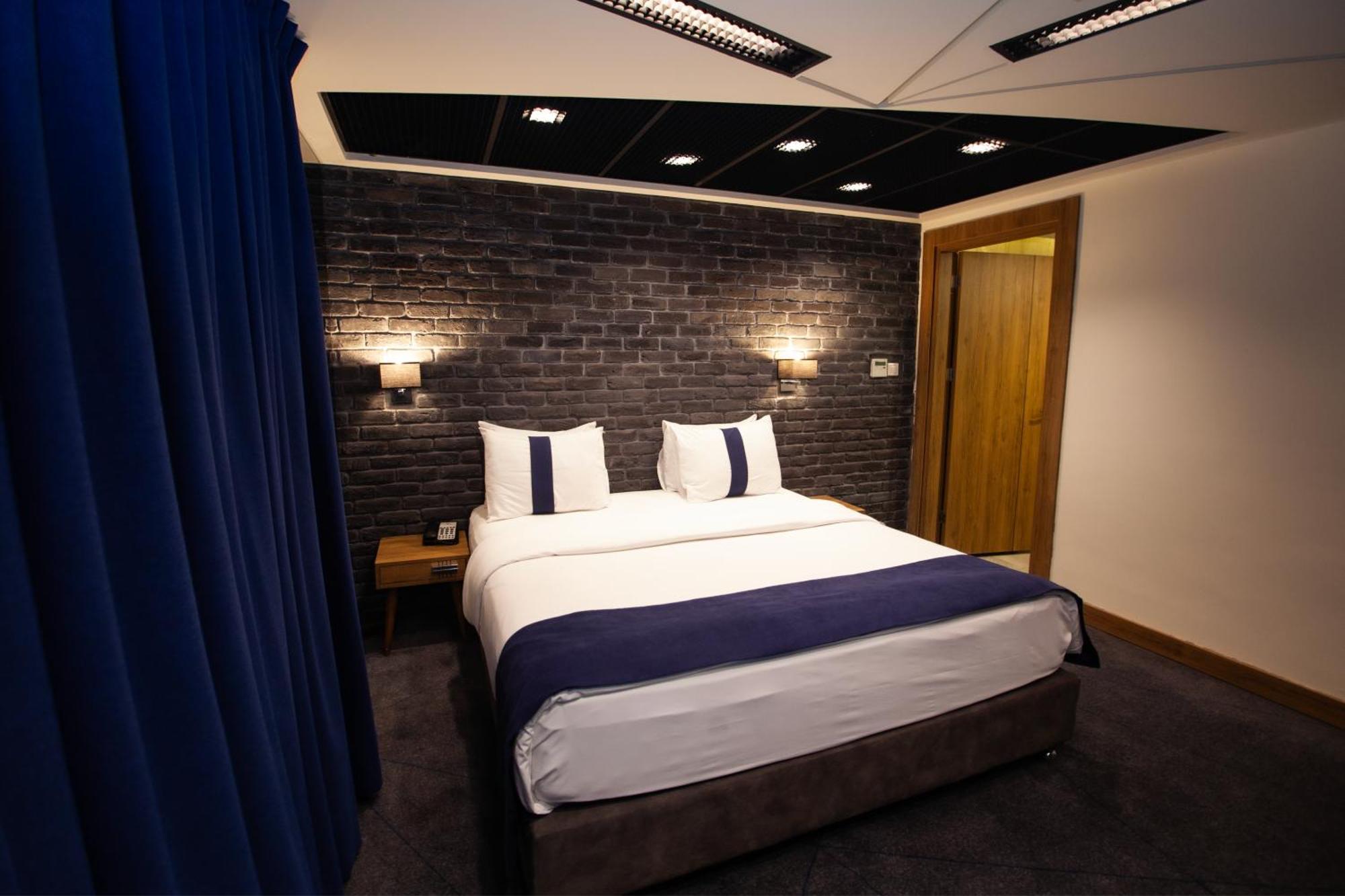 Monarch Hotel 安曼 外观 照片